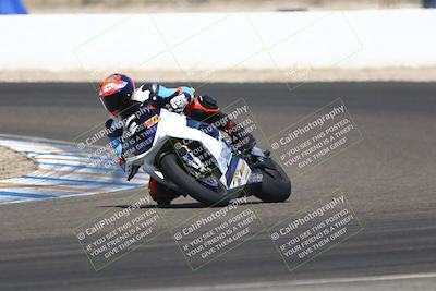 media/Sep-20-2025-TrackDaz (Sat) [[27f0cde673]]/A Group/12pm (Turn 1)/